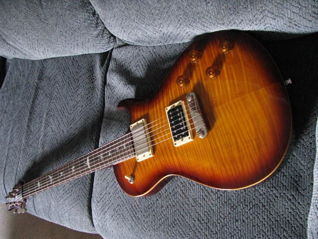 GuitarsNov2012005.jpg