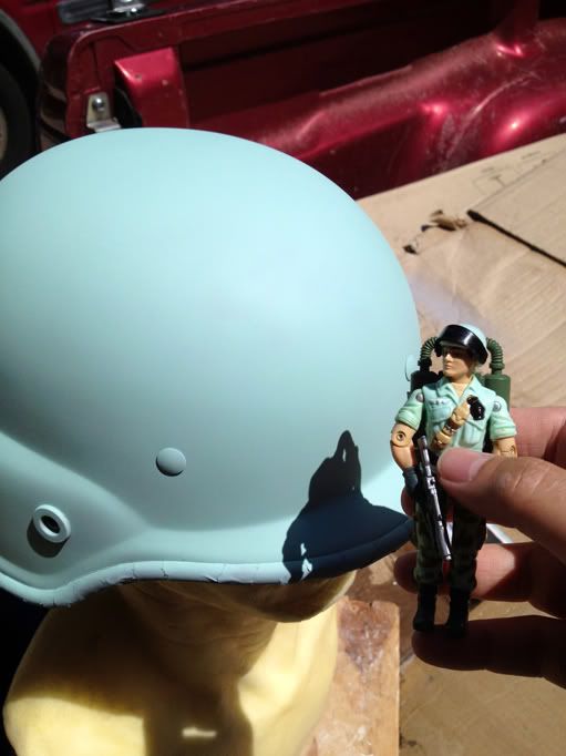 helmet001.jpg