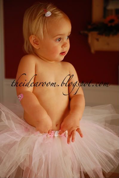 How To Make A Tutu For A Baby. So…for the aby I wanted it to