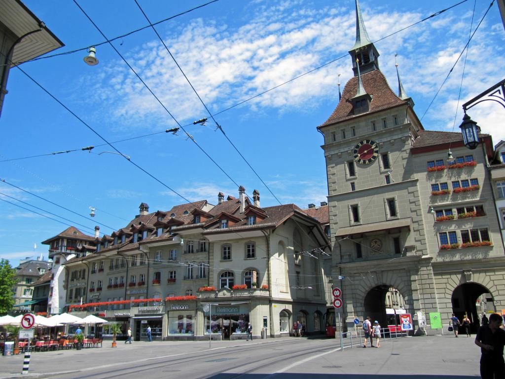 Suiza: 10 días con niña pequeña, en coche. - Blogs of Switzerland - Ginebra, Chillon, Montreaux, Berna (9)