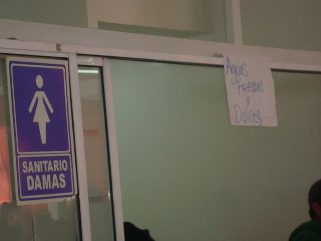 [http://i285.photobucket.com/albums/ll49/MaxClowReed/Photos%20Mamalonas/DSC02996.jpg]