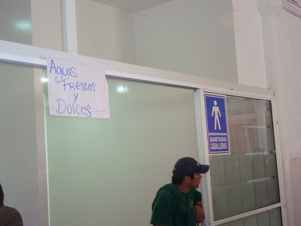 [http://i285.photobucket.com/albums/ll49/MaxClowReed/Photos%20Mamalonas/DSC02997.jpg]