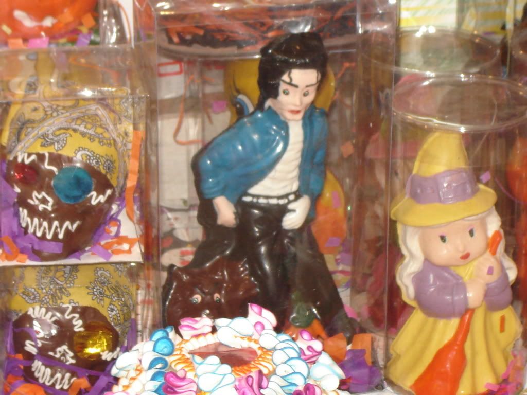 [http://i285.photobucket.com/albums/ll49/MaxClowReed/Photos%20Mamalonas/DSC03055.jpg]