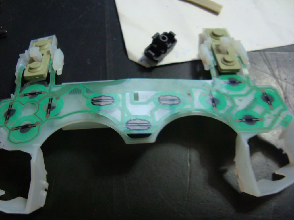 [http://i285.photobucket.com/albums/ll49/MaxClowReed/Tutorial%20Control/DSC02379-2.jpg]