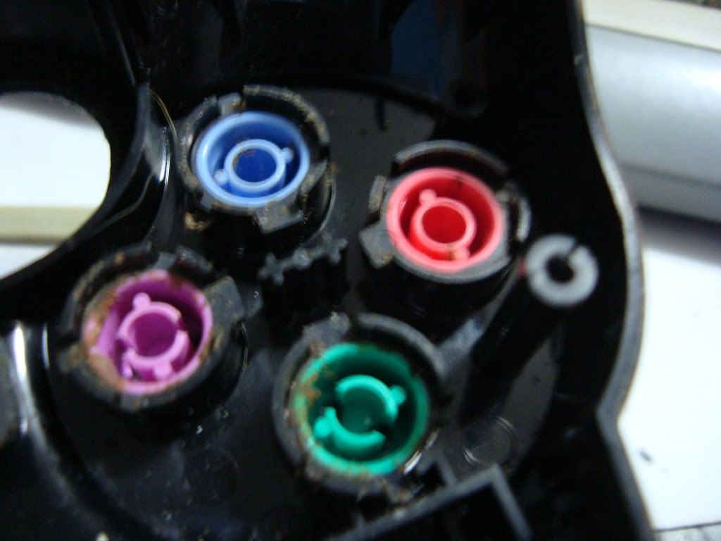 [http://i285.photobucket.com/albums/ll49/MaxClowReed/Tutorial%20Control/DSC02386-1.jpg]