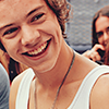 http://i285.photobucket.com/albums/ll54/Mischaa94/Harry%20Styles/Icons/16.png