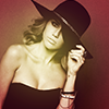 http://i285.photobucket.com/albums/ll54/Mischaa94/Miley%20Cyrus/Icons/3.png