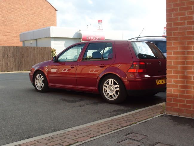 S1051189.jpg