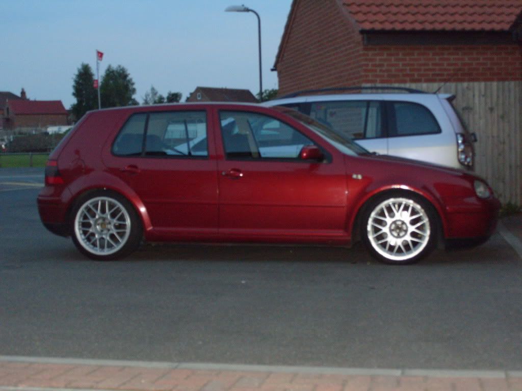 S1051294.jpg