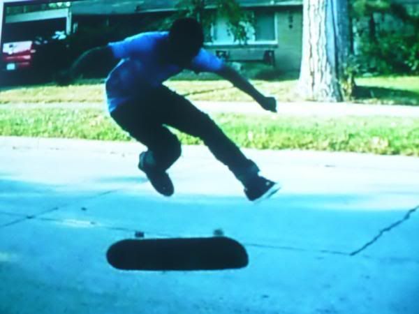 Obrázok “http://i285.photobucket.com/albums/ll65/JustCorbin734/C-Dog.jpg” sa nedá zobraziť, pretože obsahuje chyby.