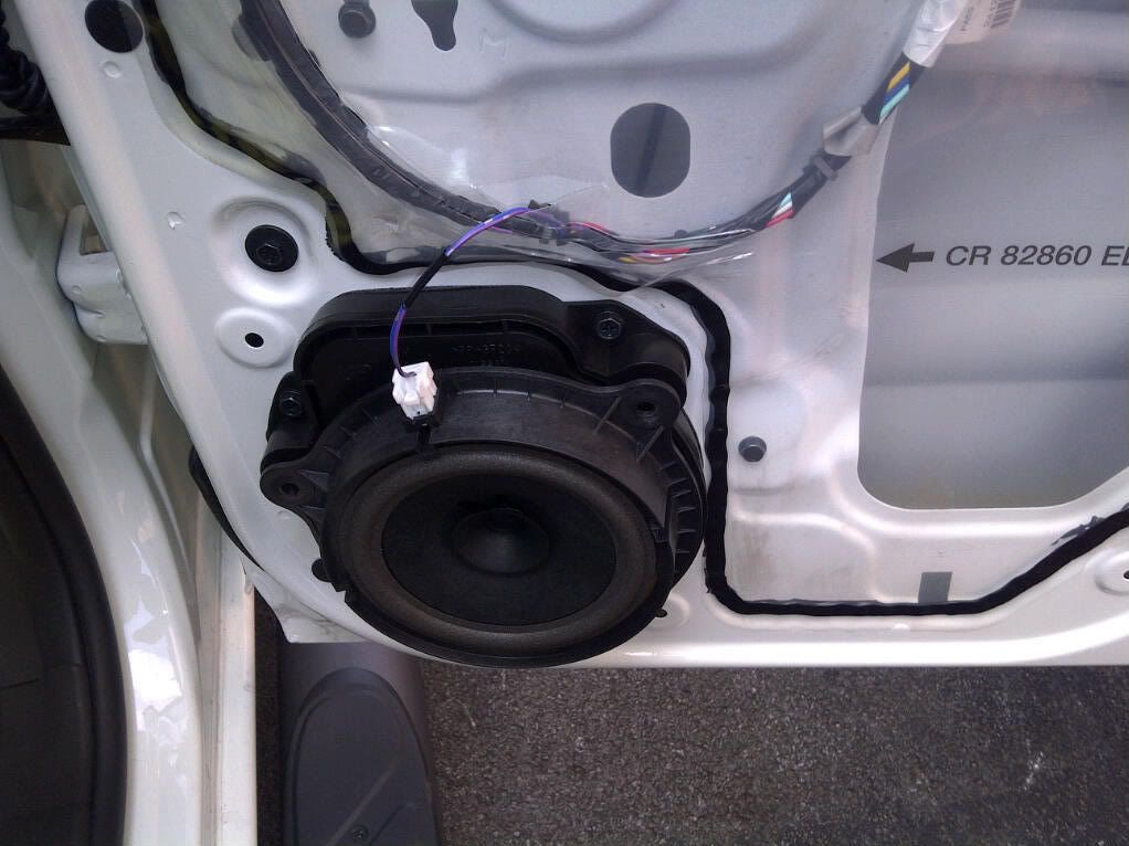 Nissan navara d40 stereo upgrade #1
