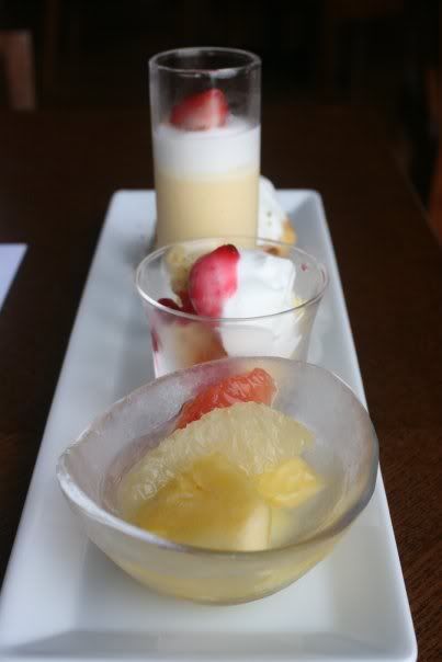 IMAGE: http://i285.photobucket.com/albums/ll76/zelichan2008/kaodesert.jpg