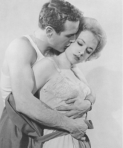  photo Piper-Laurie-and-Paul-Newman-in-The-Hustler-1961_opt_zpscee188a0.jpg
