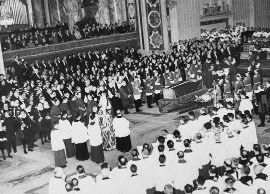 FuneralServiceforPopePiusXII.jpg picture by kking8888