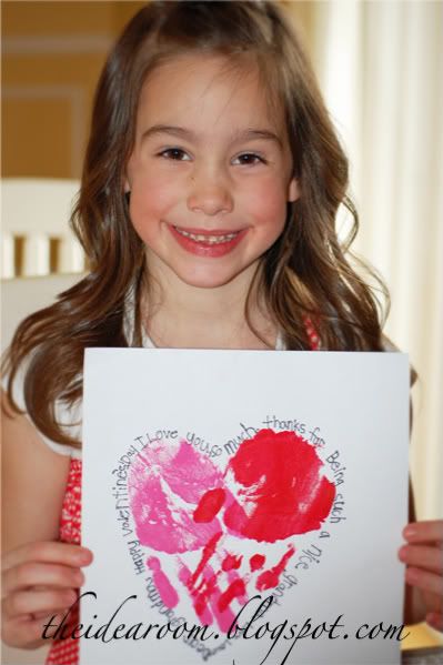 Make-Your-Own-Handprint-Valentine