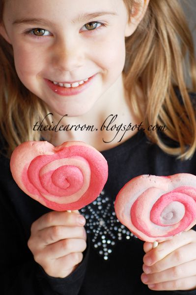 Valentine-Cookie-Pops